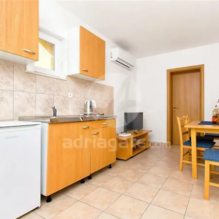 Iva Rogoznica (Sibenik-Knin)